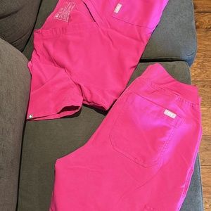 Figs scrubs